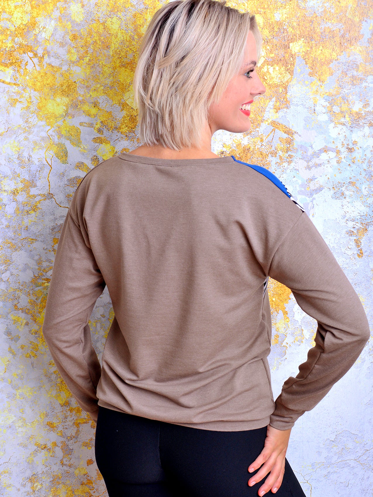 Sweatshirt SANDY braun Streifen beige neon von STADTKIND POTSDAM