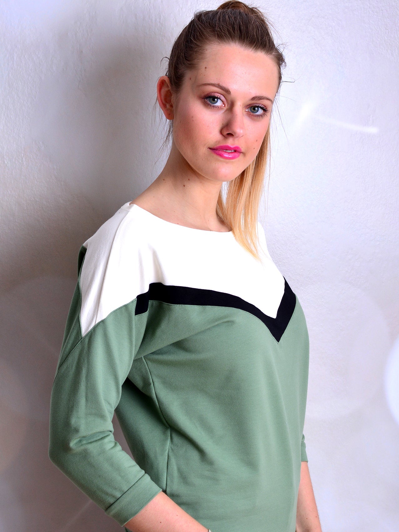 BESTSELLER - Sweatshirt YVONNE cremeweiss Pullover grün