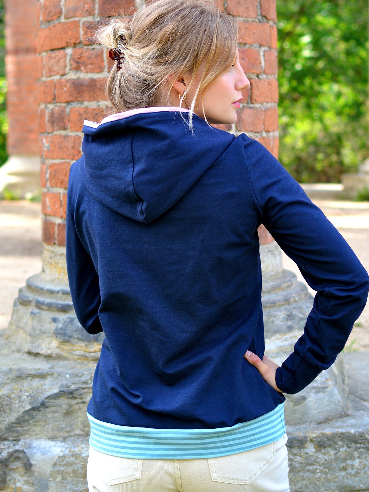 BESTSELLER - Kapuzenshirt MANUELA blau Blumen Hoody