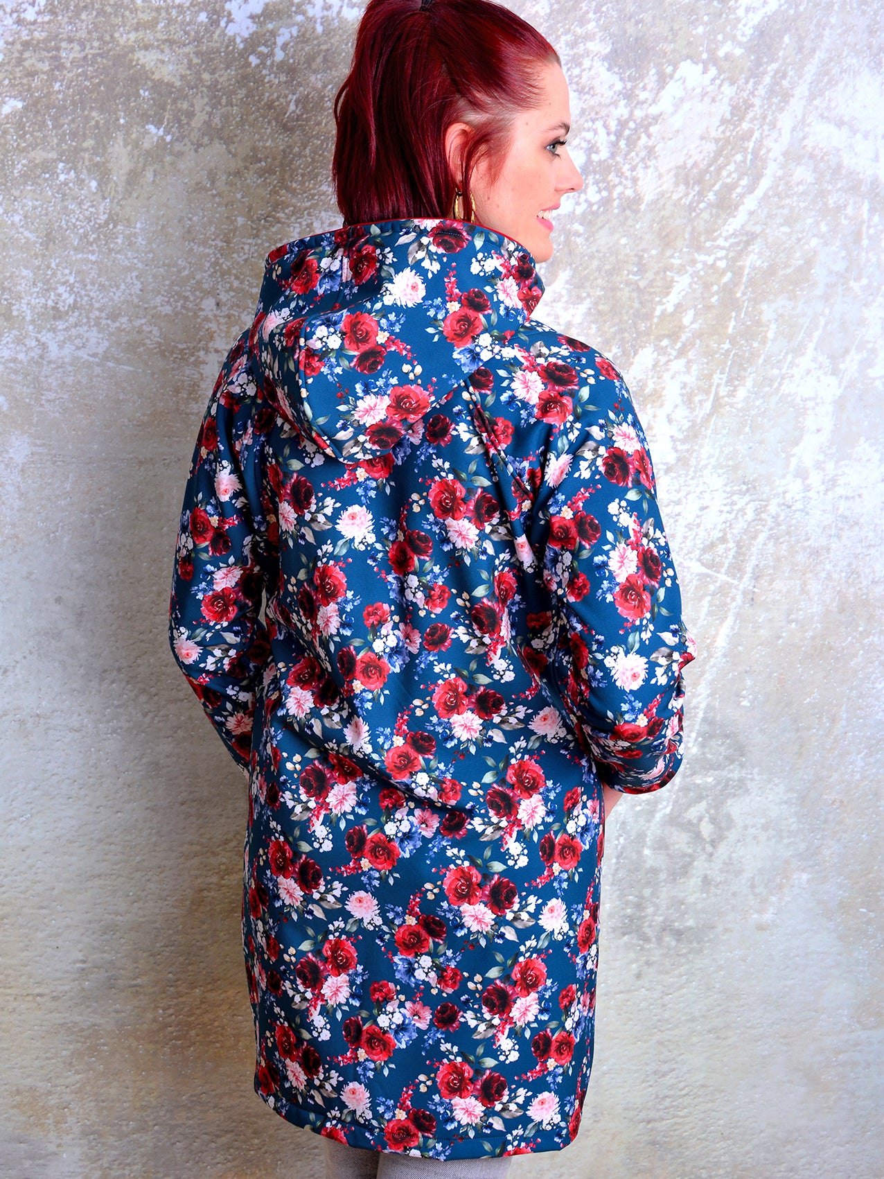 Kapuzenjacke NANCY blau Blumen rot Jacke von STADTKIND POTSDAM